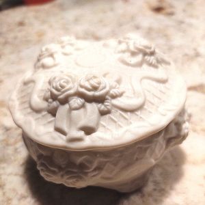 Vintage Parian Covered Powder or Trinket Box Roses & Ribbons Unmarked